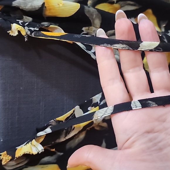 WHBM Blouse - Picture 8 of 11